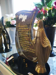 plaque statuette funeraire